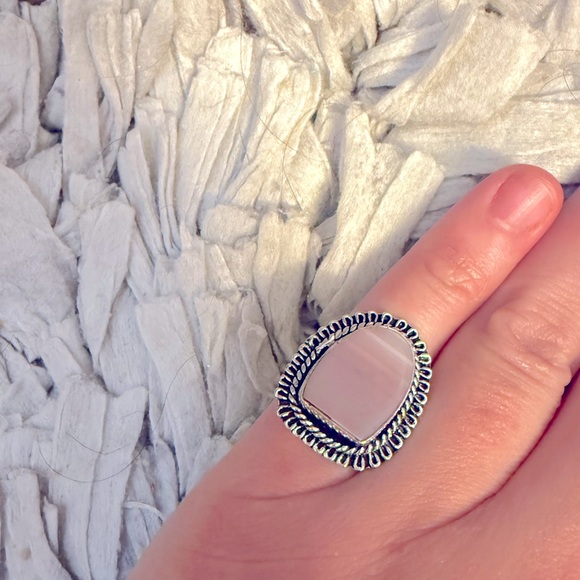 Amethyst ring with silver toned band and accent - Picture 2 of 3